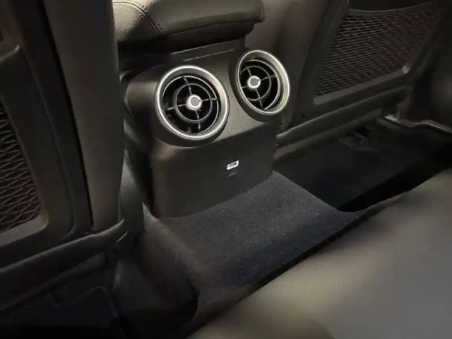 Alfa Romeo Giulia 2.2 190 ch at8 — photo 152