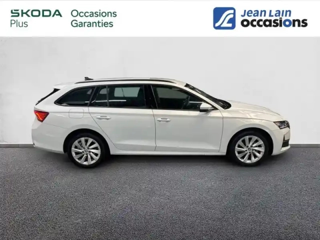 Skoda Octavia combi 1.5 tsi hybrid 150 ch act dsg7 — photo 24