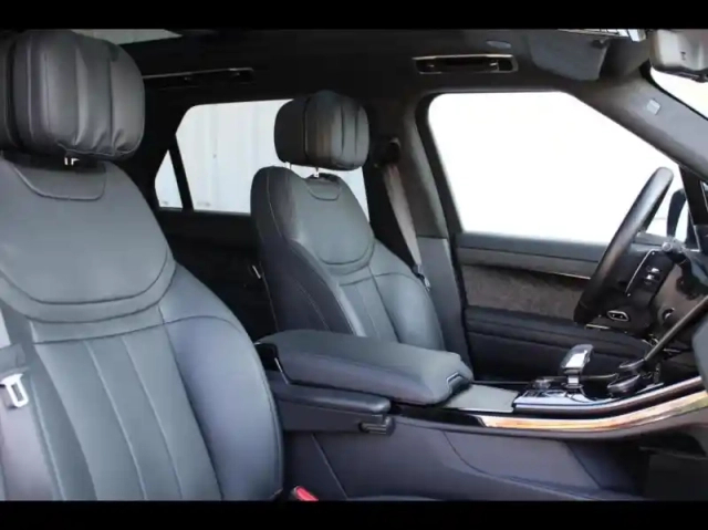 Land Rover Range Rover sport 3.0 p510e 510ch phev first edition — photo 6