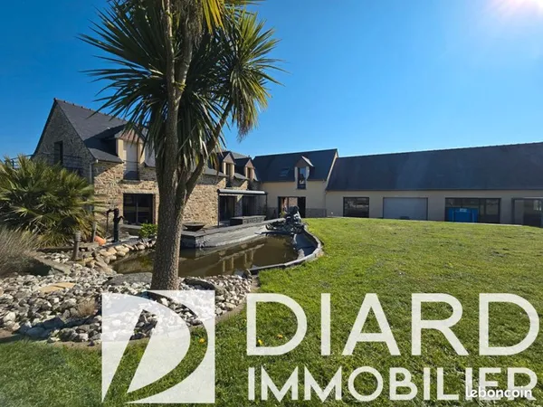 Longère 12 pièces 439 m²