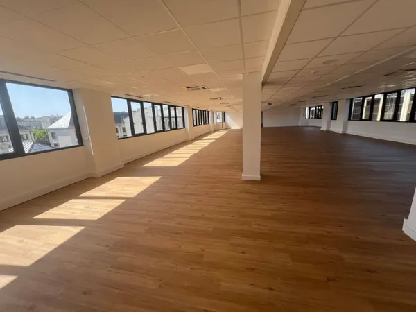 Bureaux 1125 m²