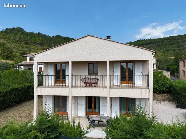 Maison 8 pièces 98 m²