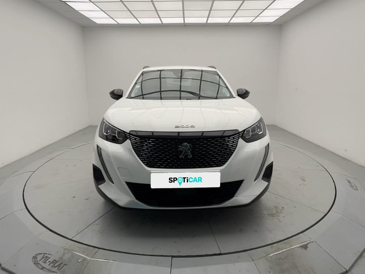 Peugeot 2008 puretech 130 s&s eat8 allure — photo 8