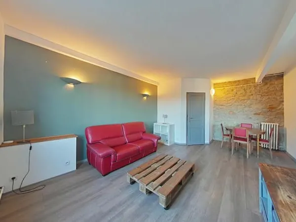 Bel F2 avec jardin