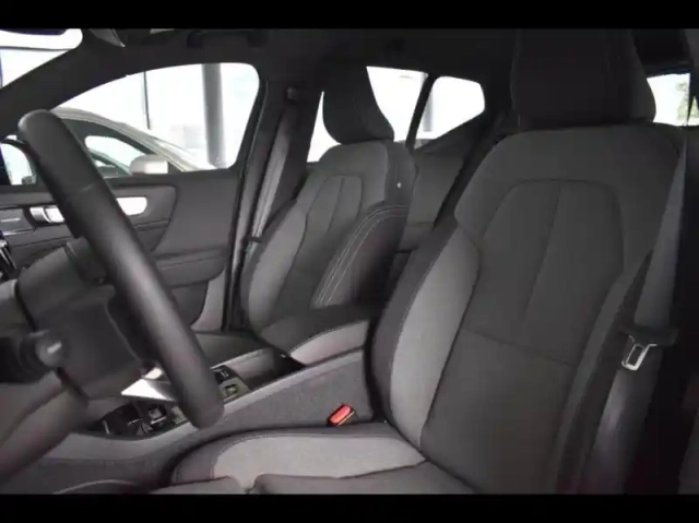 Volvo Xc40 t5 recharge 180 + 82ch plus dct 7 — photo 29