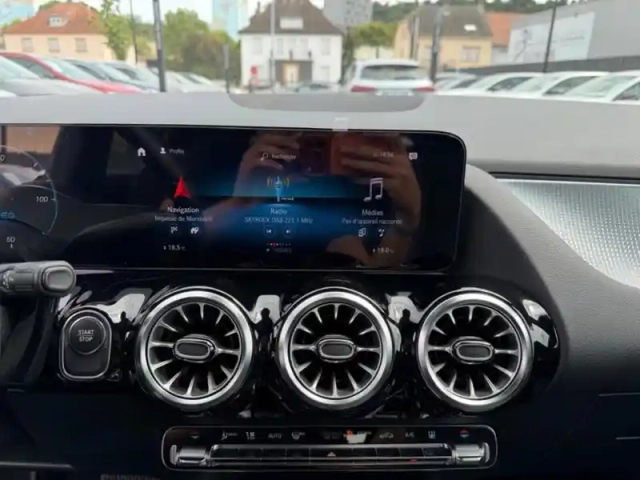 Mercedes Eqa 250 business line — photo 38