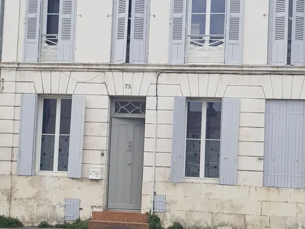 Vends maison 4 pièces Rochefort sur Mer - 130m²