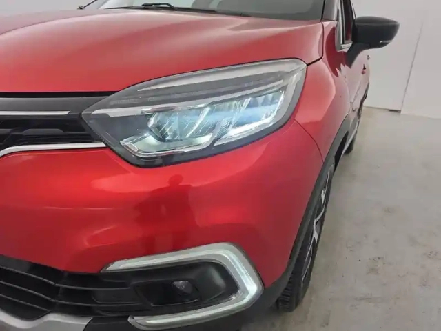 Renault Captur tce 120 energy edc — photo 24