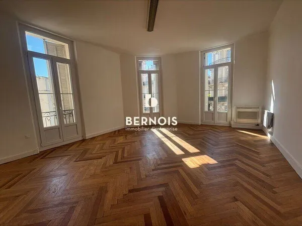 Bureaux 162 m²