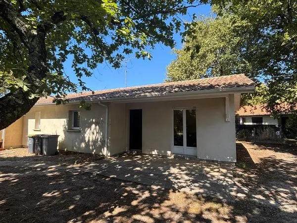 Location à l'année Maison 3 chambres meublée avec jardin