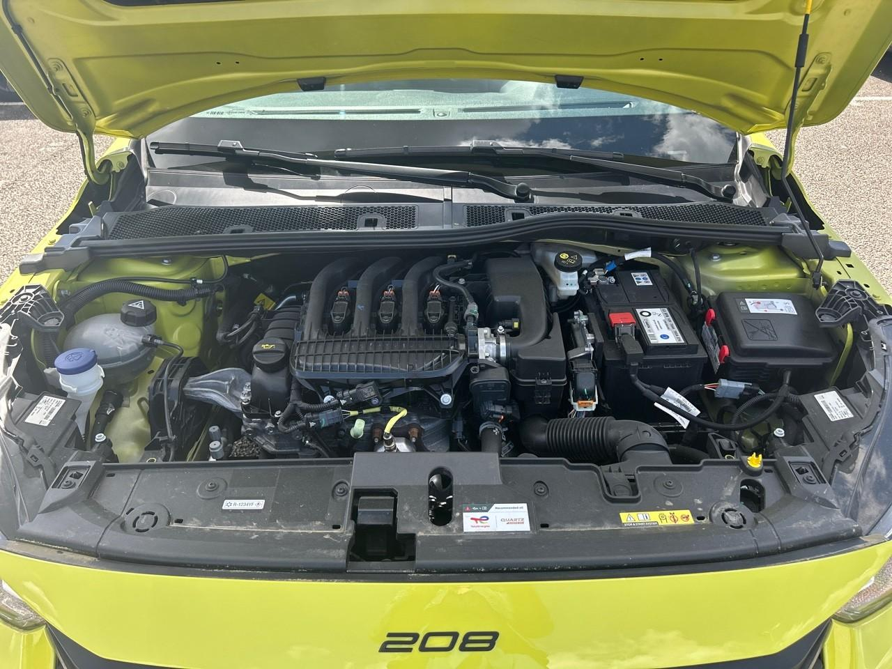 Peugeot 208 1.2 puretech 75ch s&s active — photo 17