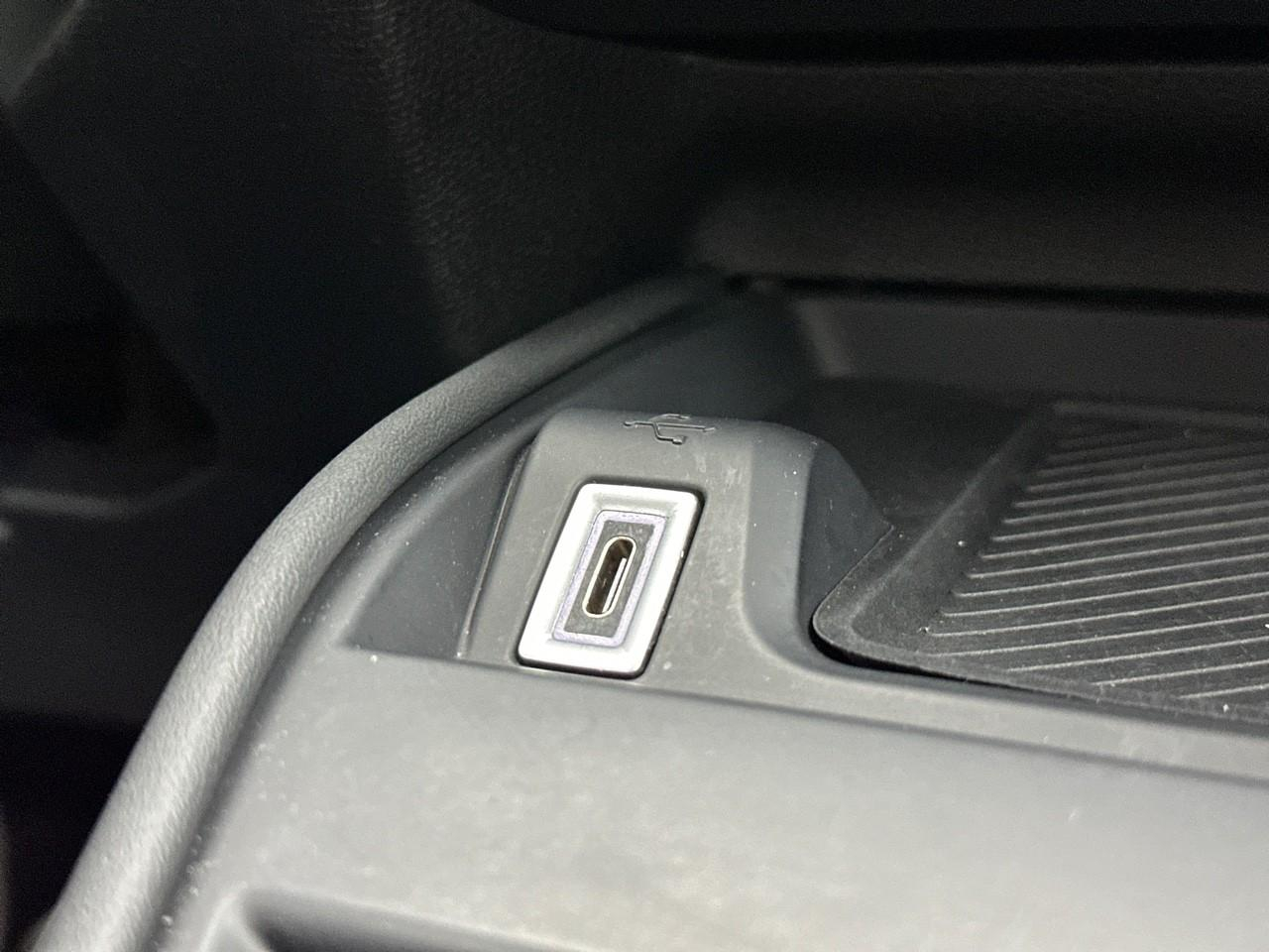 Citroën C4 puretech 100 s&s bvm6 feel — photo 28