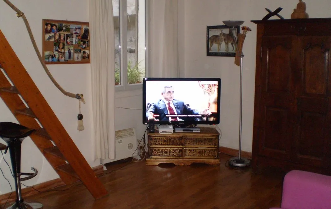 Photo 1