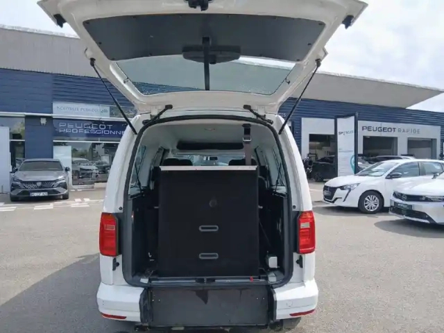 Volkswagen Caddy maxi 2.0 tdi 102 tpmr — photo 6