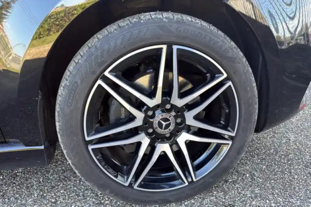 Mercedes Cla sse v long 300 d 9g-tronic — photo 12