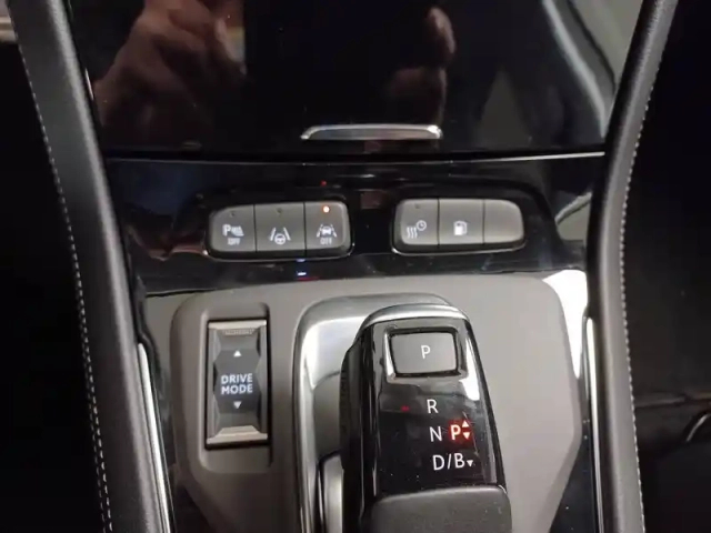 Opel Grandland hybrid 300 ch awd bva8 — photo 20