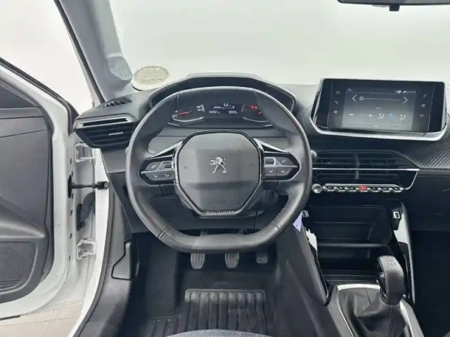 Peugeot 208 puretech 75 s&amp;s bvm5 — photo 9