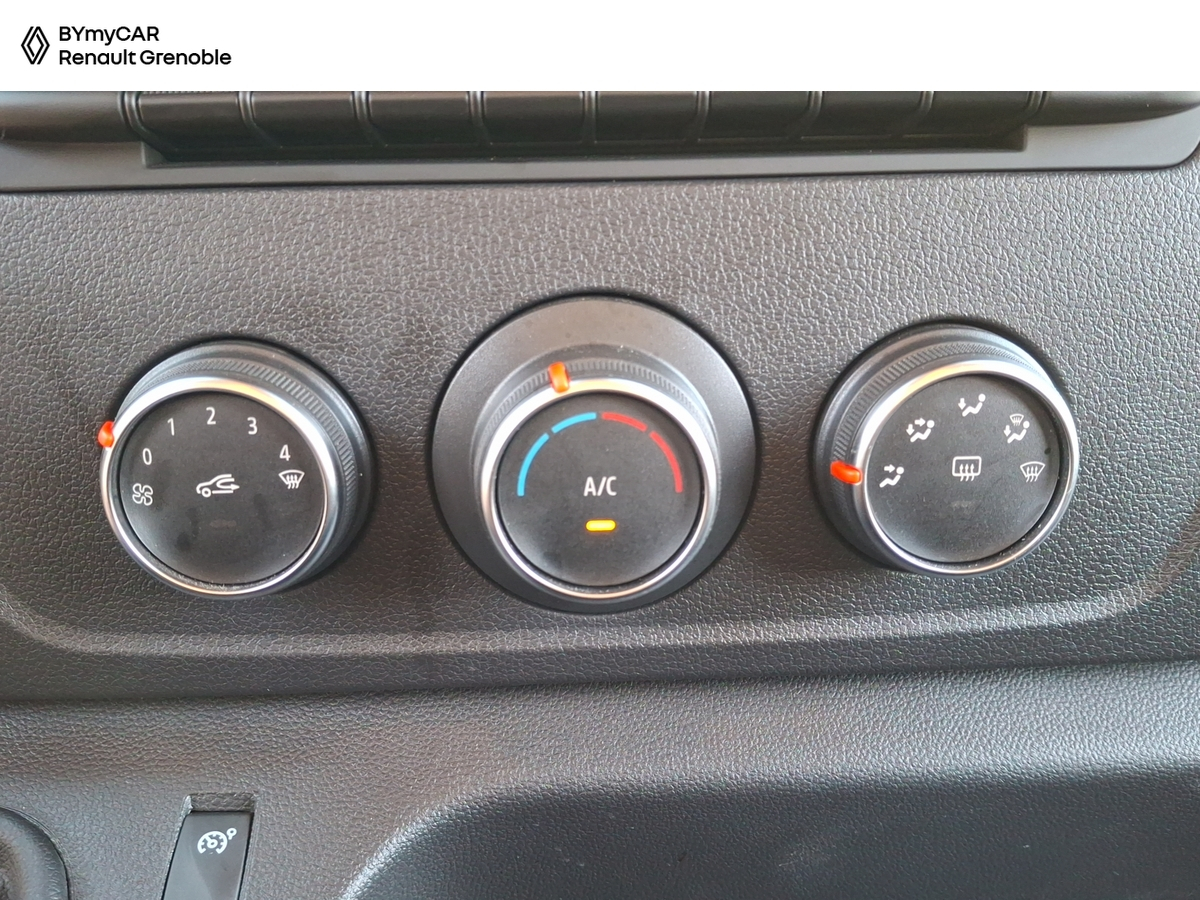 Renault MASTER PHC TRAC F3500 L3H1 BLUE DCI 145 EURO VI — photo 21