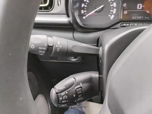 Citroën C3 puretech 110 s&amp;s bvm6 shine — photo 17