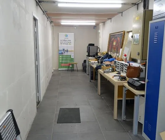 Local 190 m² Pontault-Combault