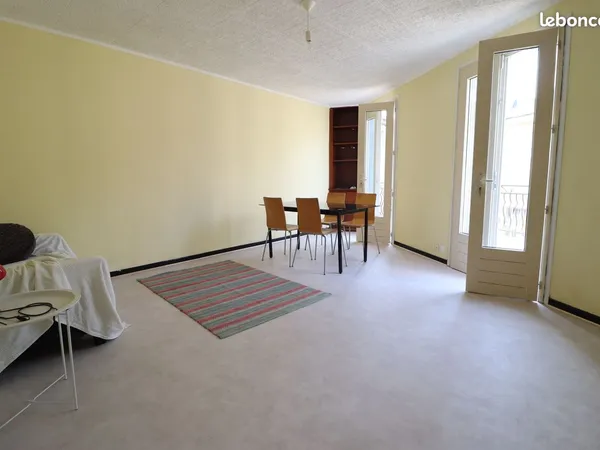 Location Meublée à La Réole 560/mois