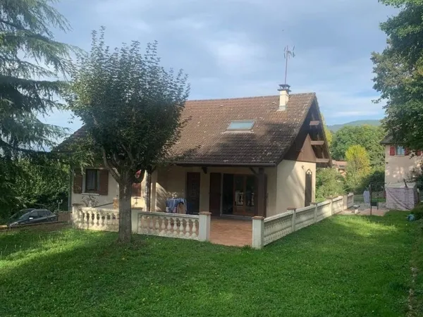 A vendre très belle maison de 160m2 avec terrain de 1900 m2