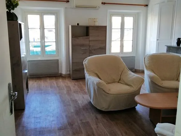 Location meublée F3 83300 DRAGUIGNAN