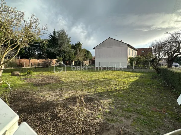 Terrain 339 m²