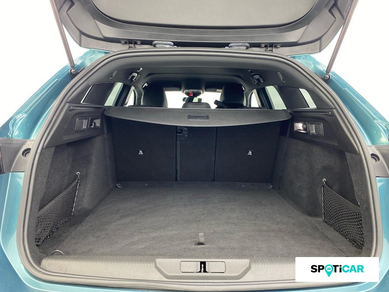 Peugeot 308 sw phev 180ch gt e-eat8 — photo 6