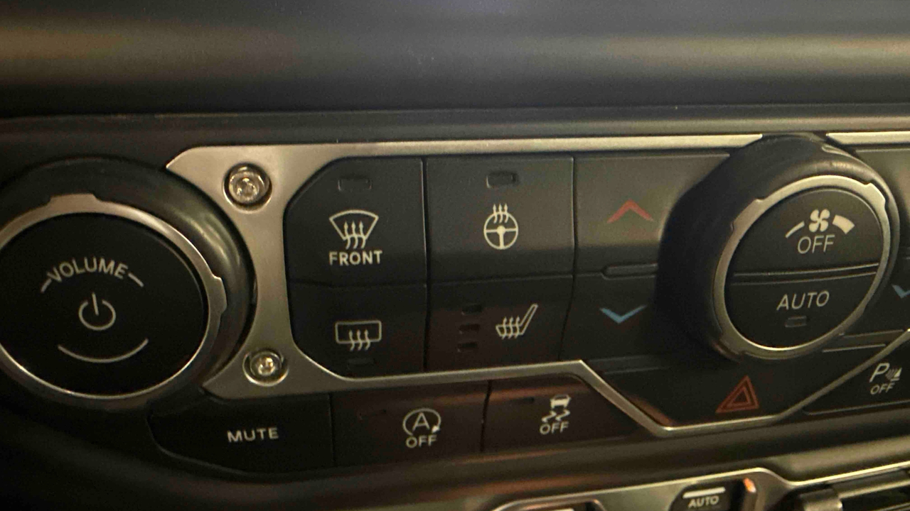 Jeep Wrangler Unlimited 2.2 l MultiJet AdBlue 200 ch 4x4 BVA8 — photo 17