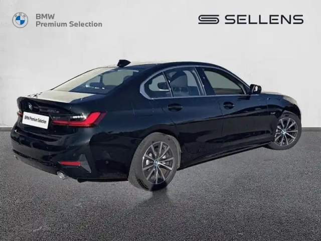 Bmw Serie 3 série 3 330ea 292ch business design 10cv — photo 4