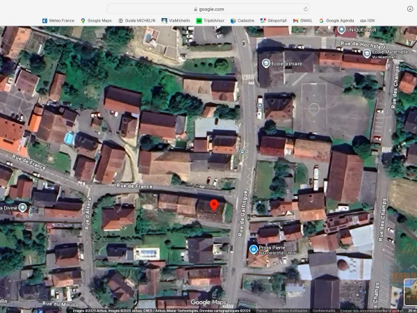 Terrain 242 m²