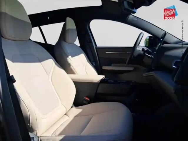 Volvo Ex30 cross country p5 long range 272ch 69kwh ultra — photo 5