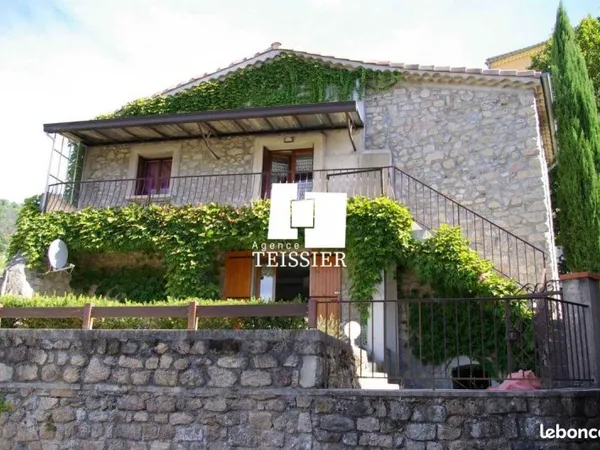 Maison 6 pièces 94 m²