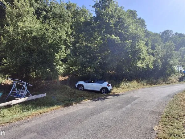 Terrain 3086 m² Villecomtal