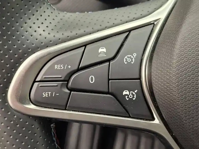 Renault Clio tce 90 — photo 34