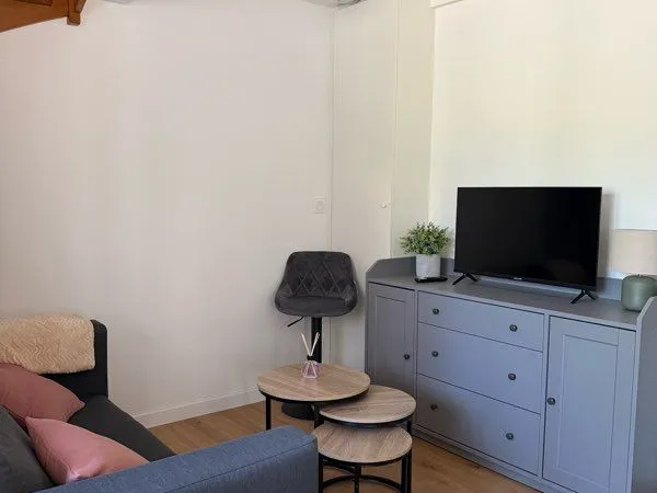 T2 duplex meublé