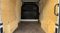 Renault Master F3500 L2H2 2.3 Blue dCi 135ch Confort Euro6E — photo 11