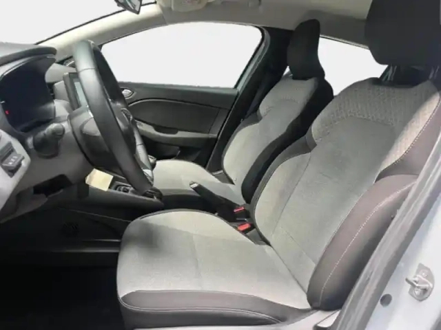 Renault Clio 1.0 tce 90ch evolution — photo 14
