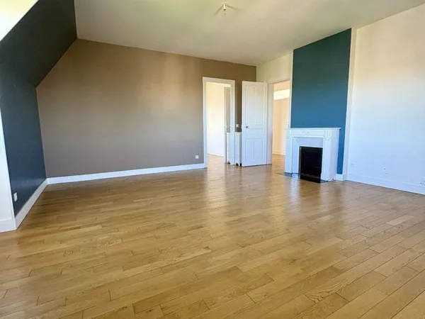 Duplex 6 pièces 142 m²