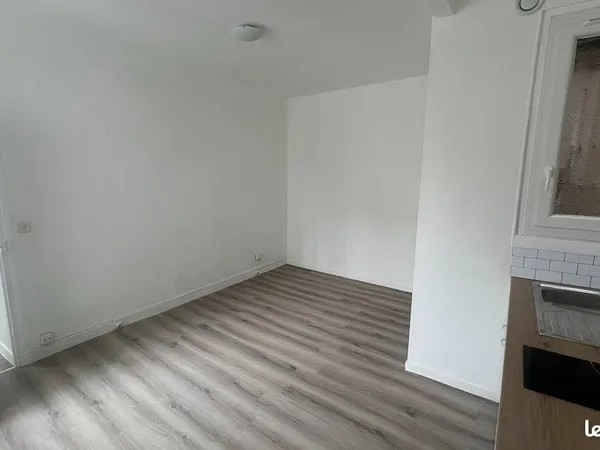 Studio 1 pièce 22 m²