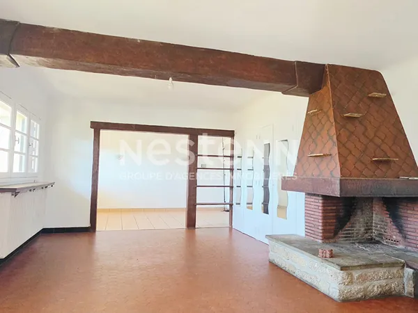 Une Maison à rénover disposant de 4 chambres à Saint Malo De Guersac 103 m2 habitables et grenier au