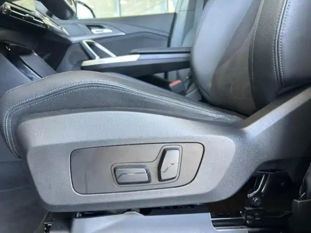Bmw X1 sdrive18d 150ch m sport — photo 15