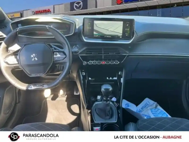 Peugeot 208 1.2 puretech 100ch s&amp;s gt — photo 8