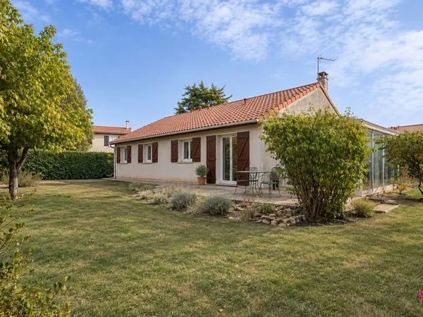 Exclusivité - Maison 4 pièces à vendre à Jonage, proche écoles et commodités