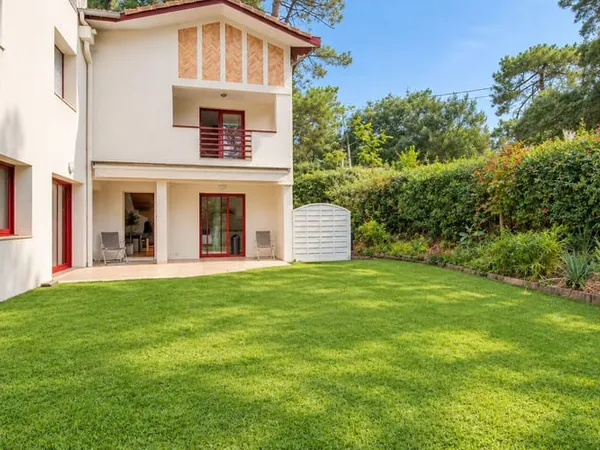 Appartement 5 pièces 161 m²