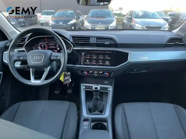Audi Q3 sportback 35 tfsi 150 ch — photo 8