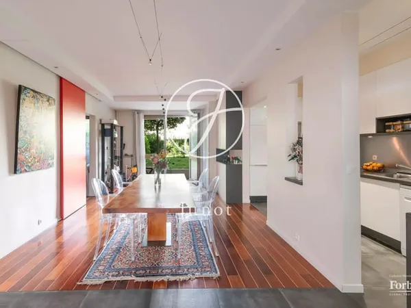 Paris 18e - ABBESSES - Appartement - 3 pièces - 136,77m² Carrez - Loft - 2 chambres