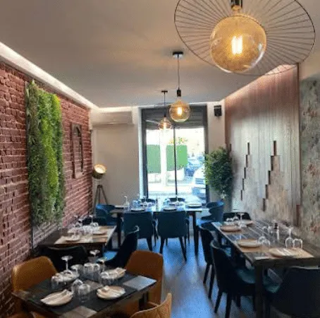 Boutique 150 m²