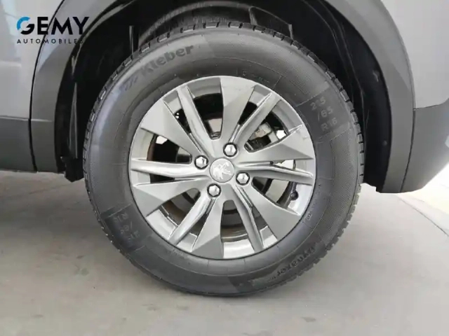 Peugeot 2008 puretech 130 s&amp;s eat8 — photo 27